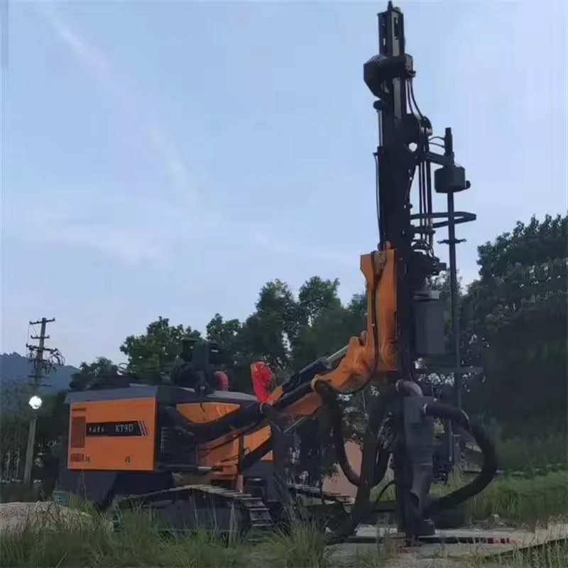 Camion di perforazione a foro aperto KT9D2